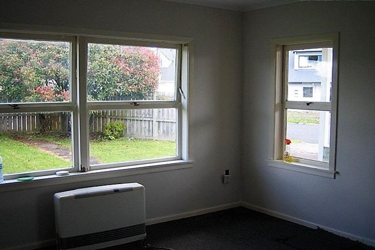 Photo of property in 12 Ford Street, Hamilton East, Hamilton, 3216