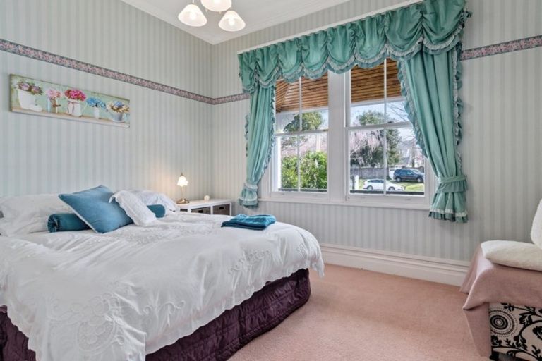 Photo of property in 90 Edgecumbe Road, Tauranga, 3110