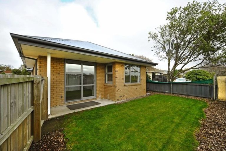 Photo of property in 40c Russley Road, Russley, Christchurch, 8042