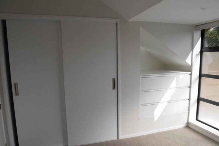 Photo of property in 26 Garden Road, Merivale, Christchurch, 8014