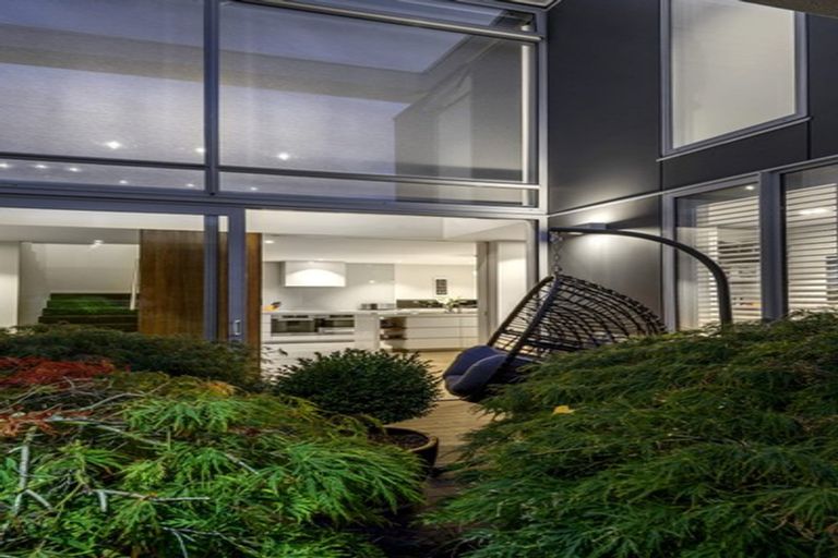 Photo of property in 67 Leinster Road, Merivale, Christchurch, 8014