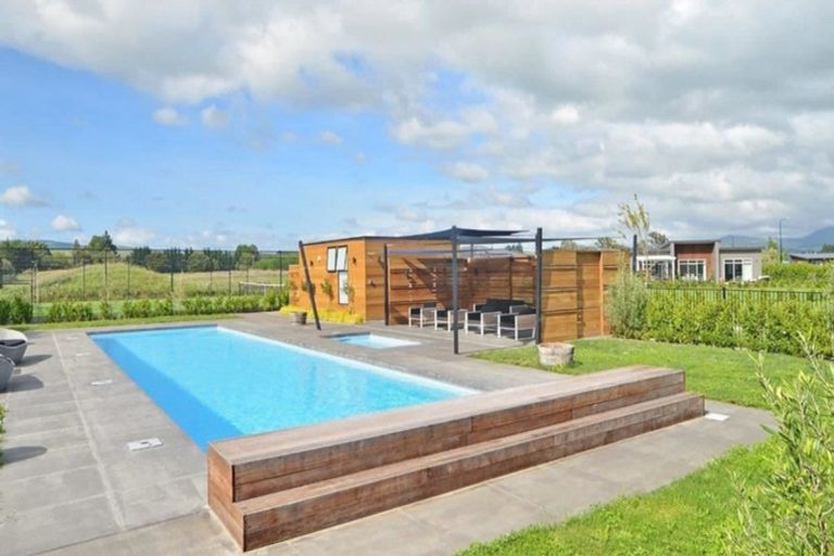 Photo of property in 6 Tuscan Lane, Martinborough, 5711