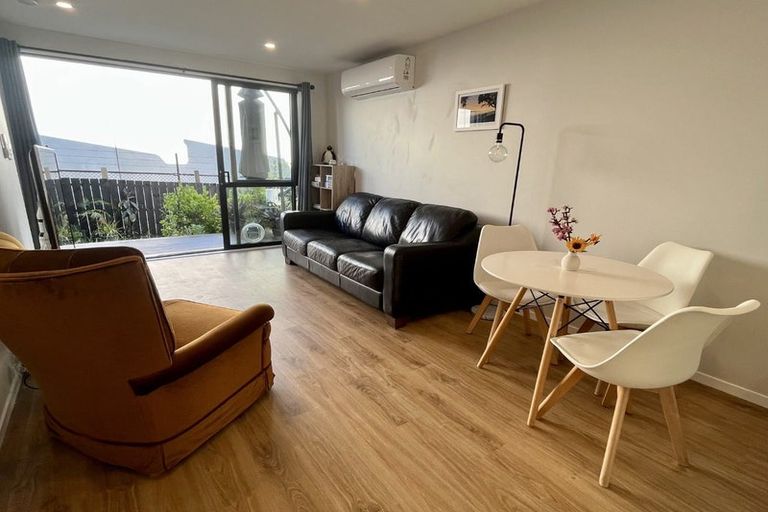 Photo of property in 12 Hinonga Loop, Silverdale, 0932