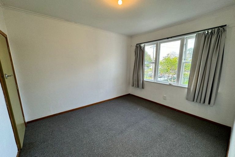 Photo of property in 16 Thompson Terrace, Manurewa, Auckland, 2102