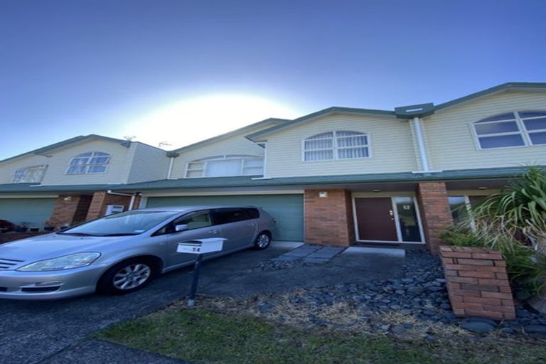 Photo of property in 14 Lime Crescent, Papakura, 2110