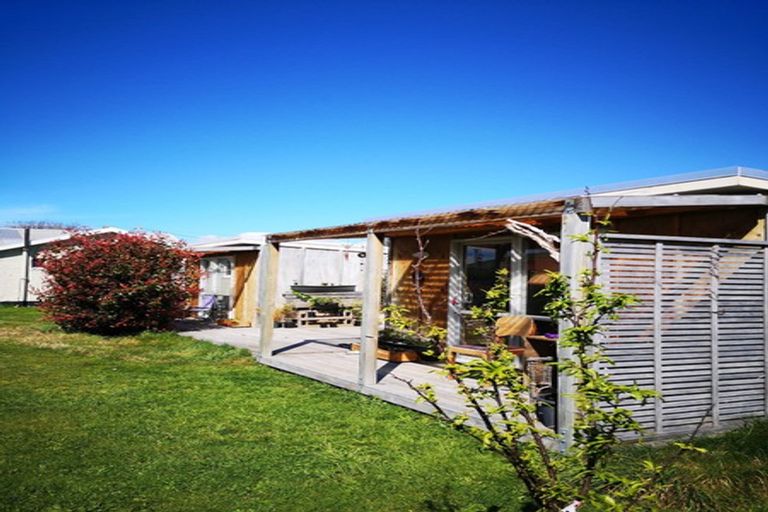 Photo of property in 14 Wyndham Street, Carterton, 5713