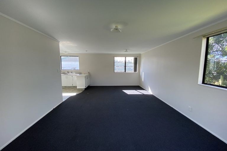 Photo of property in 21 Rigter Place, Enderley, Hamilton, 3214