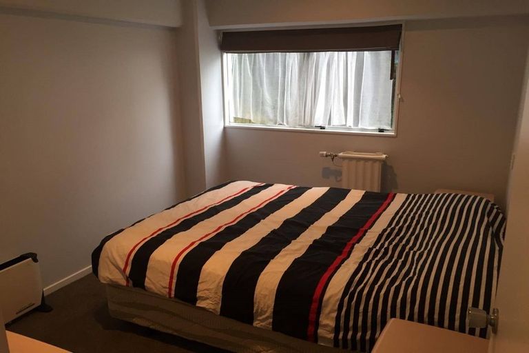 Photo of property in Capital Hill Apartments, 15/54 Hill Street, Thorndon, Wellington, 6011