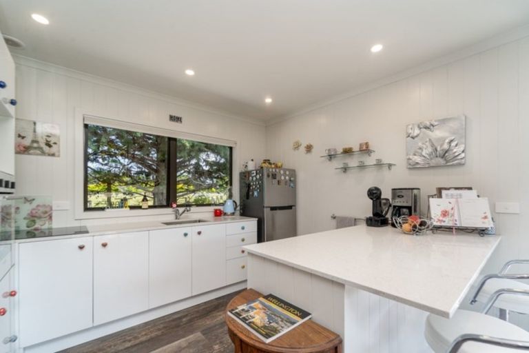 Photo of property in 34 Bidwills Cutting Road, Greytown, 5794