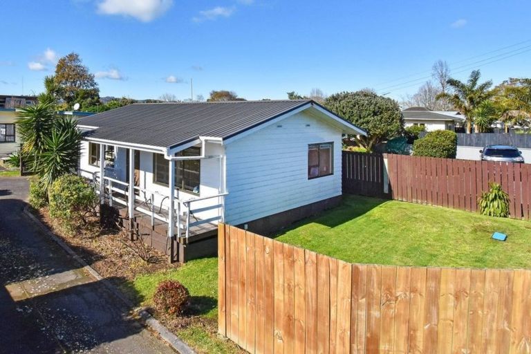 Photo of property in 446a Great South Road, Opaheke, Papakura, 2113