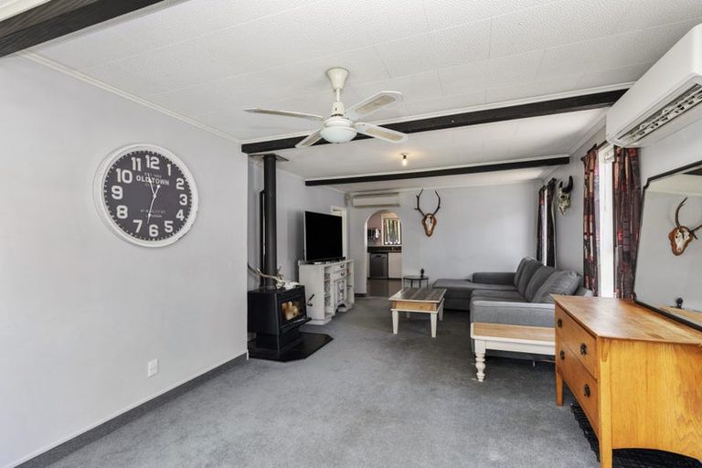 Photo of property in 16 Tawai Street, Trentham, Upper Hutt, 5018