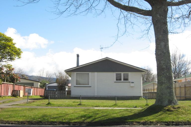 Photo of property in 69 Te Rangitautahanga Road, Turangi, 3334