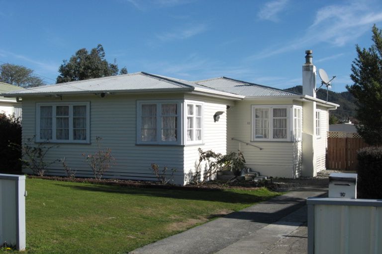 Photo of property in 10 Coniston Street, Wainuiomata, Lower Hutt, 5014