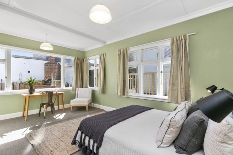 Photo of property in 43 Overtoun Terrace, Hataitai, Wellington, 6021