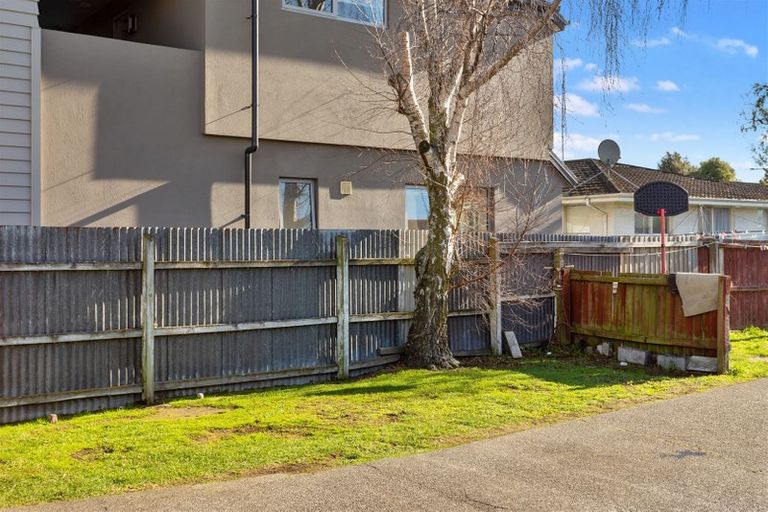 Photo of property in 3/15 Elizabeth Street, Riccarton, Christchurch, 8011