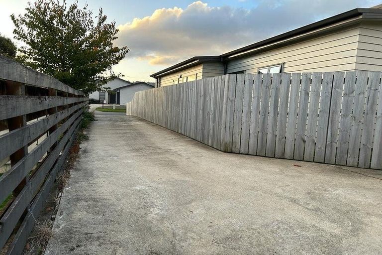 Photo of property in 12 Atiawa Crescent, Waiwhetu, Lower Hutt, 5010