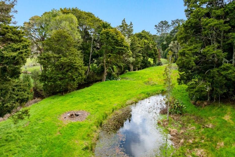 Photo of property in 50 Waitoki Road, Waitoki, Kaukapakapa, 0871