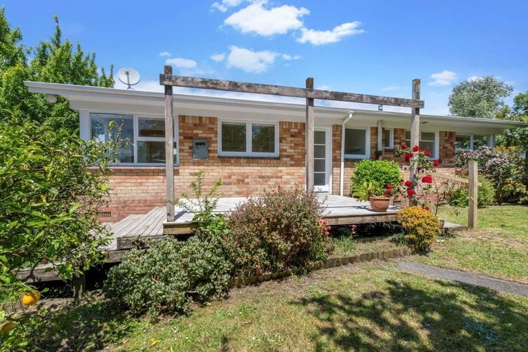 Photo of property in 62 Ferguson Street, Manurewa East, Auckland, 2102