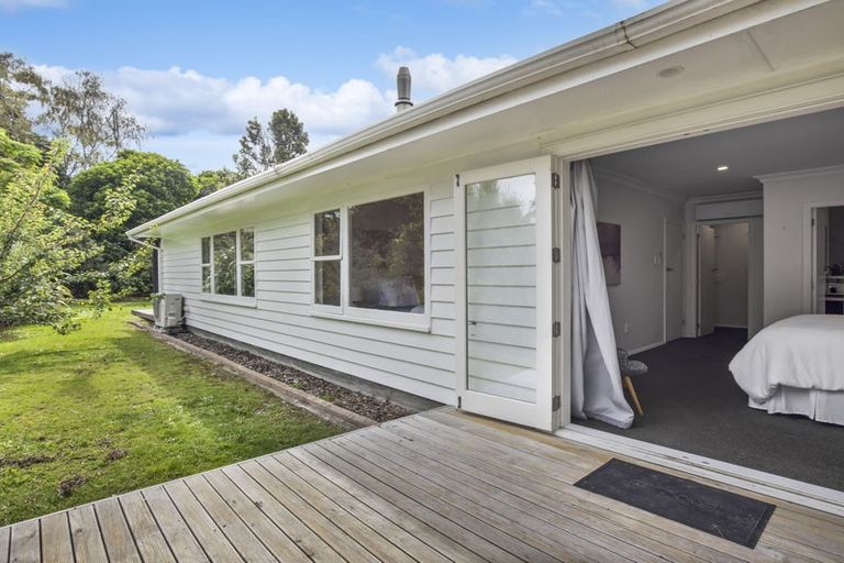 Photo of property in 73 Kohekohe Road, Waikanae, 5036