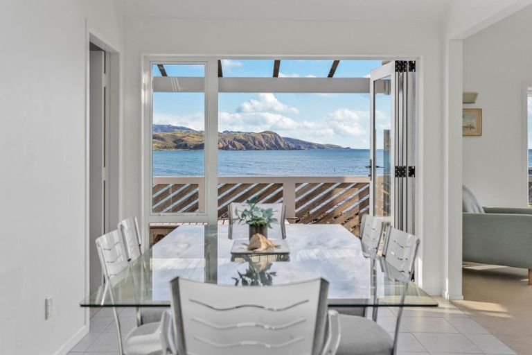 Photo of property in 19 Moana Road, Plimmerton, Porirua, 5026