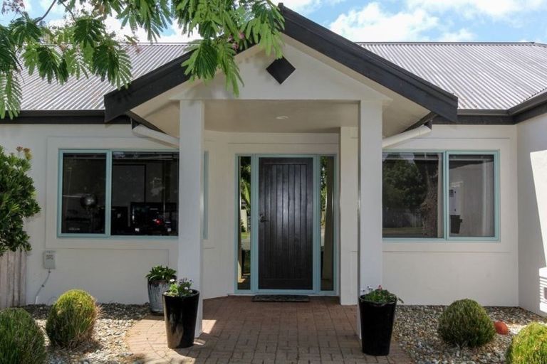 Photo of property in 83 Branch Road, Highlands Park, New Plymouth, 4312