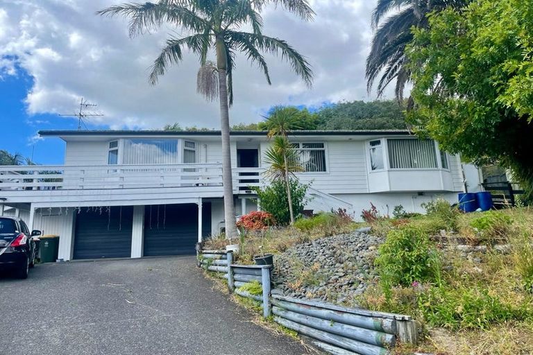 Photo of property in 51 Derrimore Heights, Clover Park, Auckland, 2019