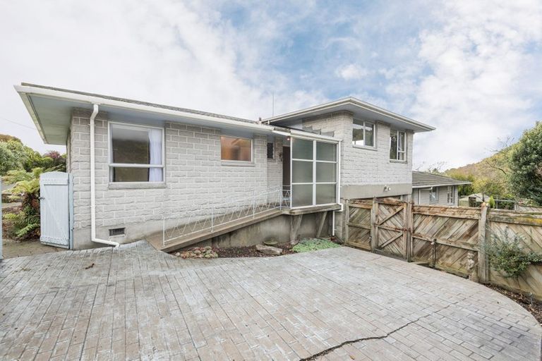 Photo of property in 1/1 Cawthron Crescent, Annesbrook, Nelson, 7011