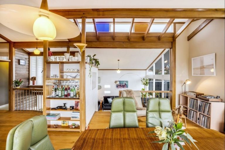 Photo of property in 231 Te Atatu Road, Te Atatu South, Auckland, 0610