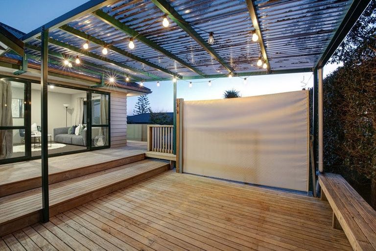 Photo of property in 108 Stanmore Bay Road, Stanmore Bay, Whangaparaoa, 0932