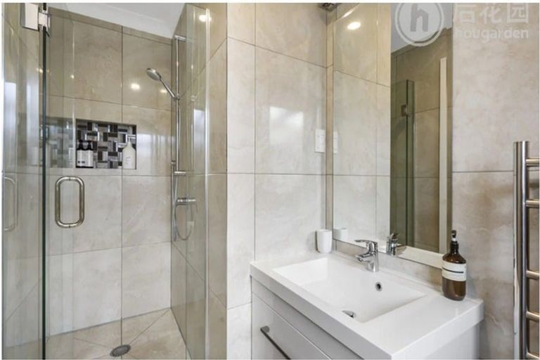 Photo of property in 39 Kilimanjaro Drive, Northpark, Auckland, 2013