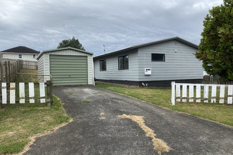 Photo of property in 20 Galilee Avenue, Red Hill, Papakura, 2110