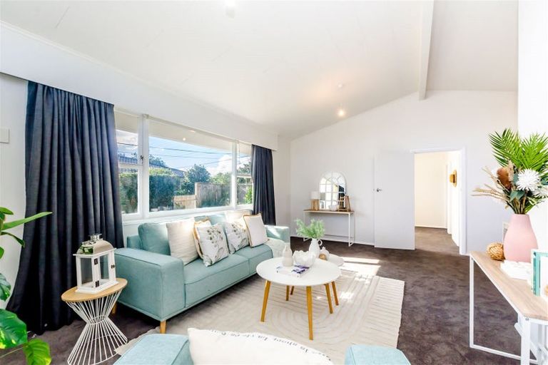 Photo of property in 72a Seaview Road, Paraparaumu Beach, Paraparaumu, 5032