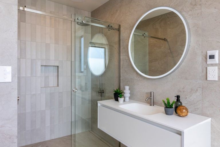 Photo of property in 69a Rimu Road, Raumati Beach, Paraparaumu, 5032