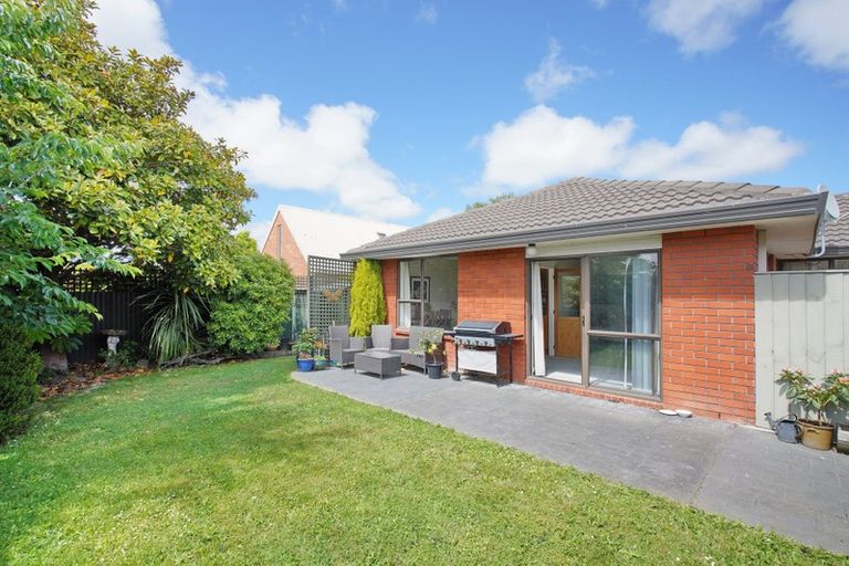 Photo of property in 2/6 Leith Place, Spreydon, Christchurch, 8024