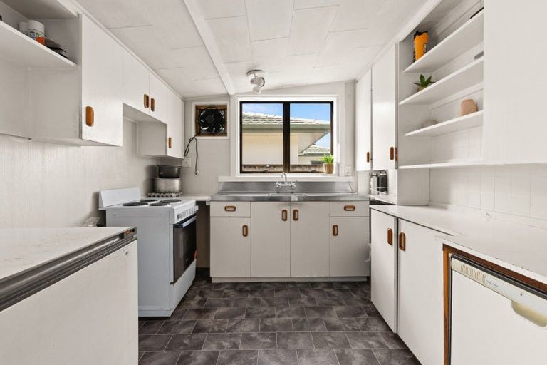 Photo of property in 804 Victoria Street, Parkvale, Hastings, 4122