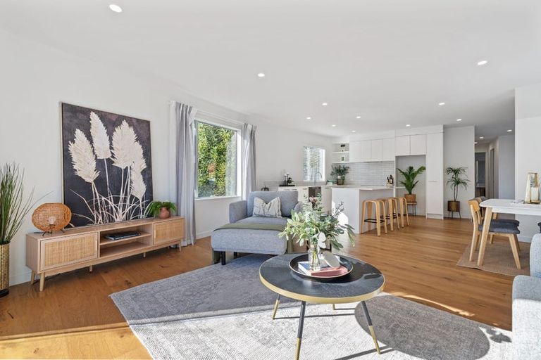 Photo of property in 1/24 Pickering Crescent, Chedworth, Hamilton, 3210