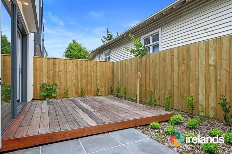 Photo of property in 2/135 Hills Road, Edgeware, Christchurch, 8013