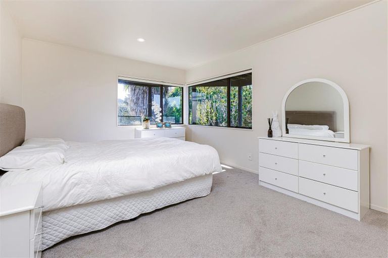 Photo of property in 77b Litten Road, Cockle Bay, Auckland, 2014