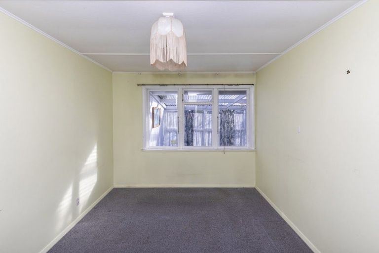 Photo of property in 5 Doreen Street, Aranui, Christchurch, 8061