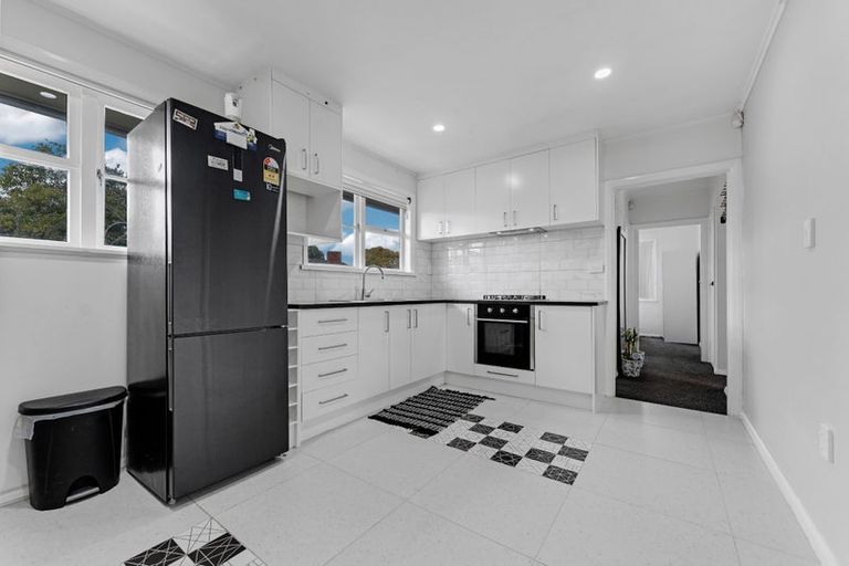 Photo of property in 5 Tui Crescent, Manurewa, Auckland, 2102