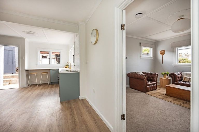 Photo of property in 16a Clyde Street, Oamaru North, Oamaru, 9400