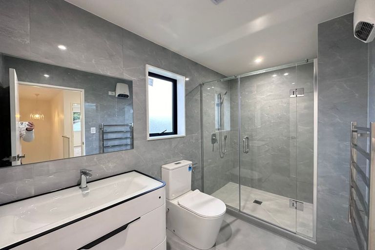 Photo of property in 4b Hazards Road, Weymouth, Auckland, 2103