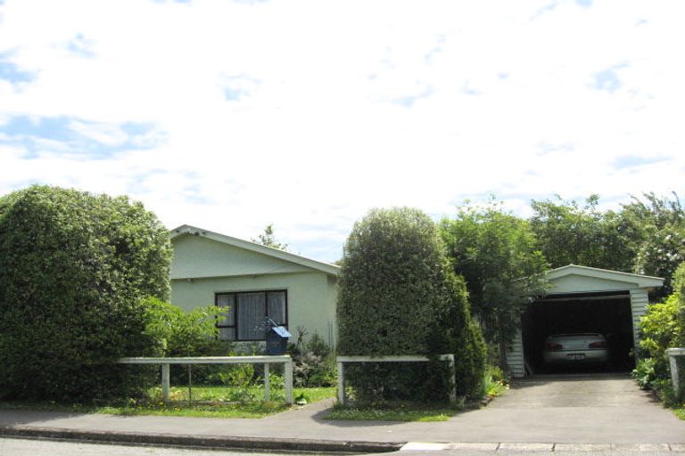 Photo of property in 6 Reeves Road, Opawa, Christchurch, 8023