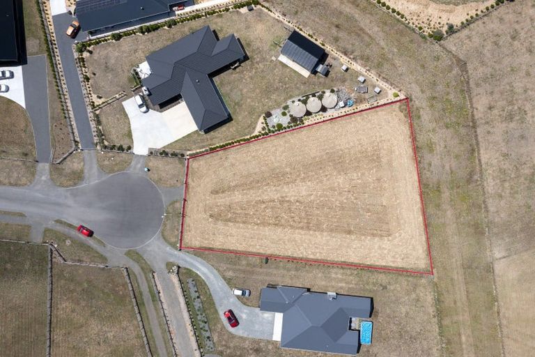 Photo of property in 15 Roma Way, Waitarere, 5510