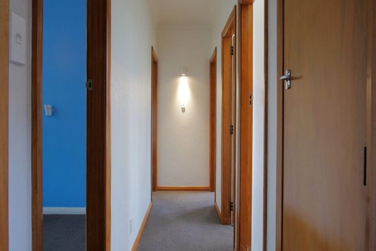 Photo of property in 104 Atawhai Road, Fitzherbert, Palmerston North, 4410