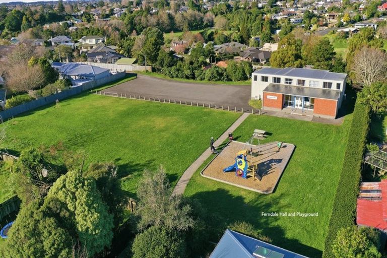 Photo of property in 293a Frankley Road, Ferndale, New Plymouth, 4310
