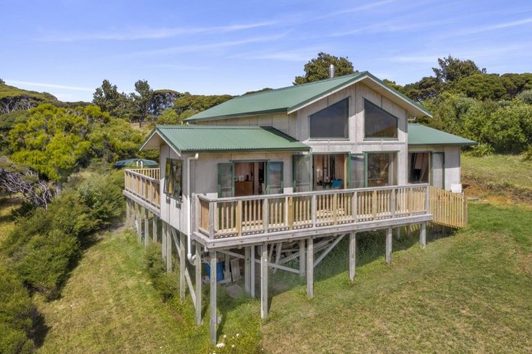 Photo of property in 1644b Whaanga Road, Raglan, 3296