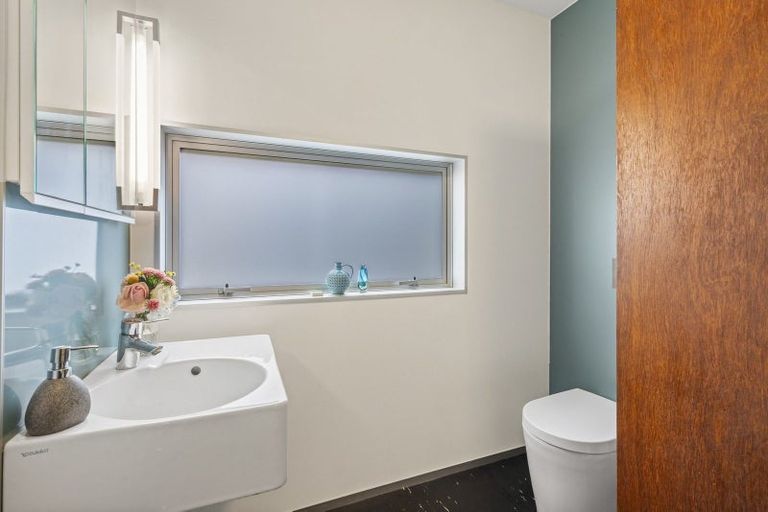 Photo of property in 94 Sidlaw Street, Strathmore Park, Wellington, 6022