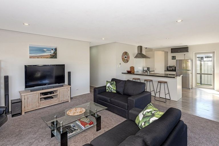 Photo of property in 30 Hamilton Drive, Wainui, Gisborne, 4010