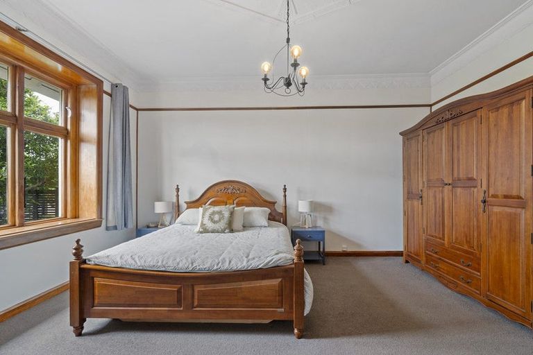 Photo of property in 298 Ruahine Street, Terrace End, Palmerston North, 4410